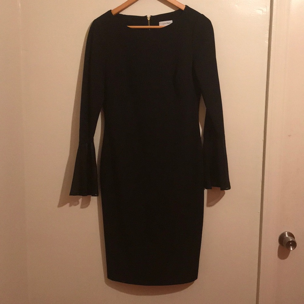 Knee length Calvin Klein black dress